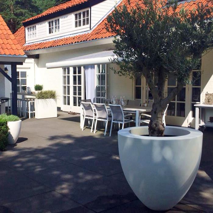 Polyester plantenbak voor struiken